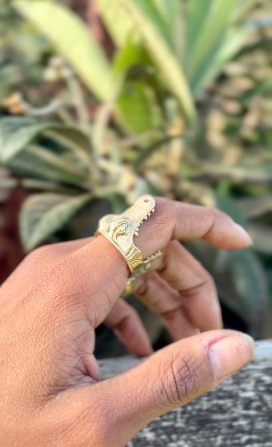 Alligator Bite Ring Smooth