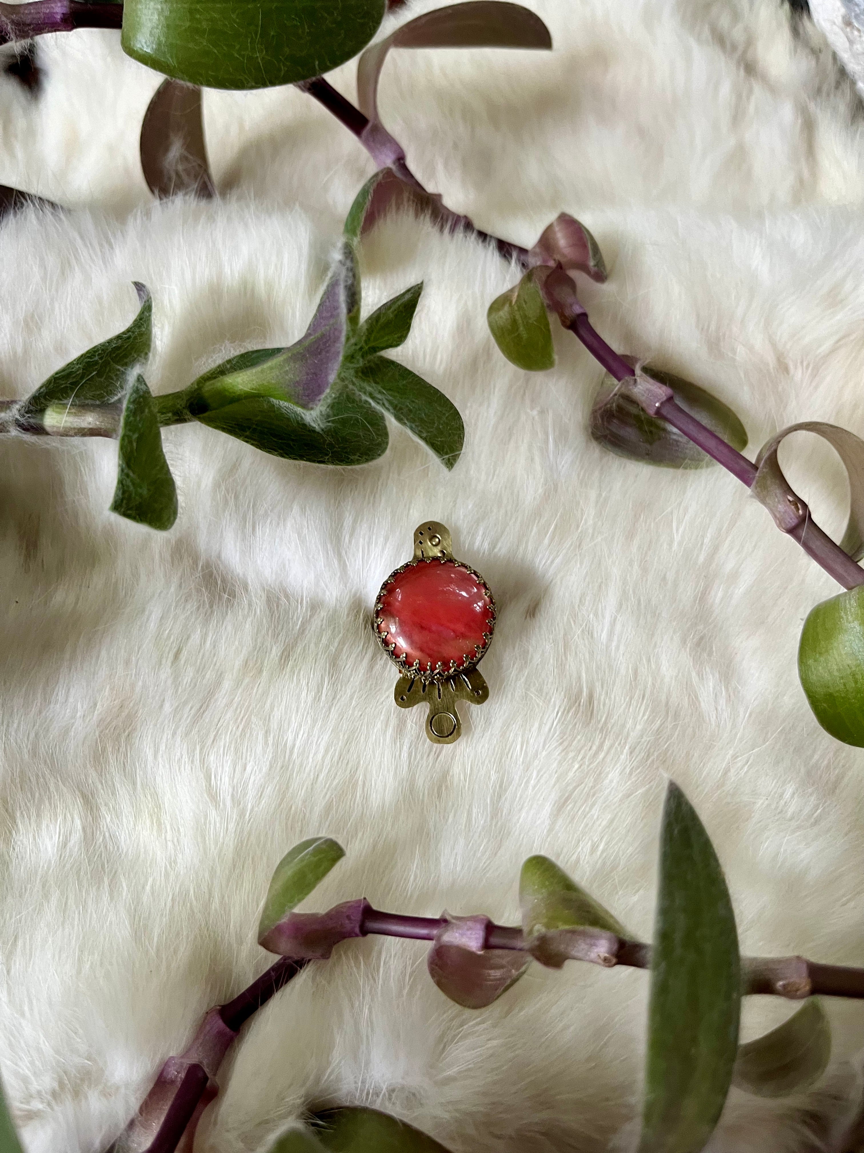 Cherry Quartz Little Entity Ring