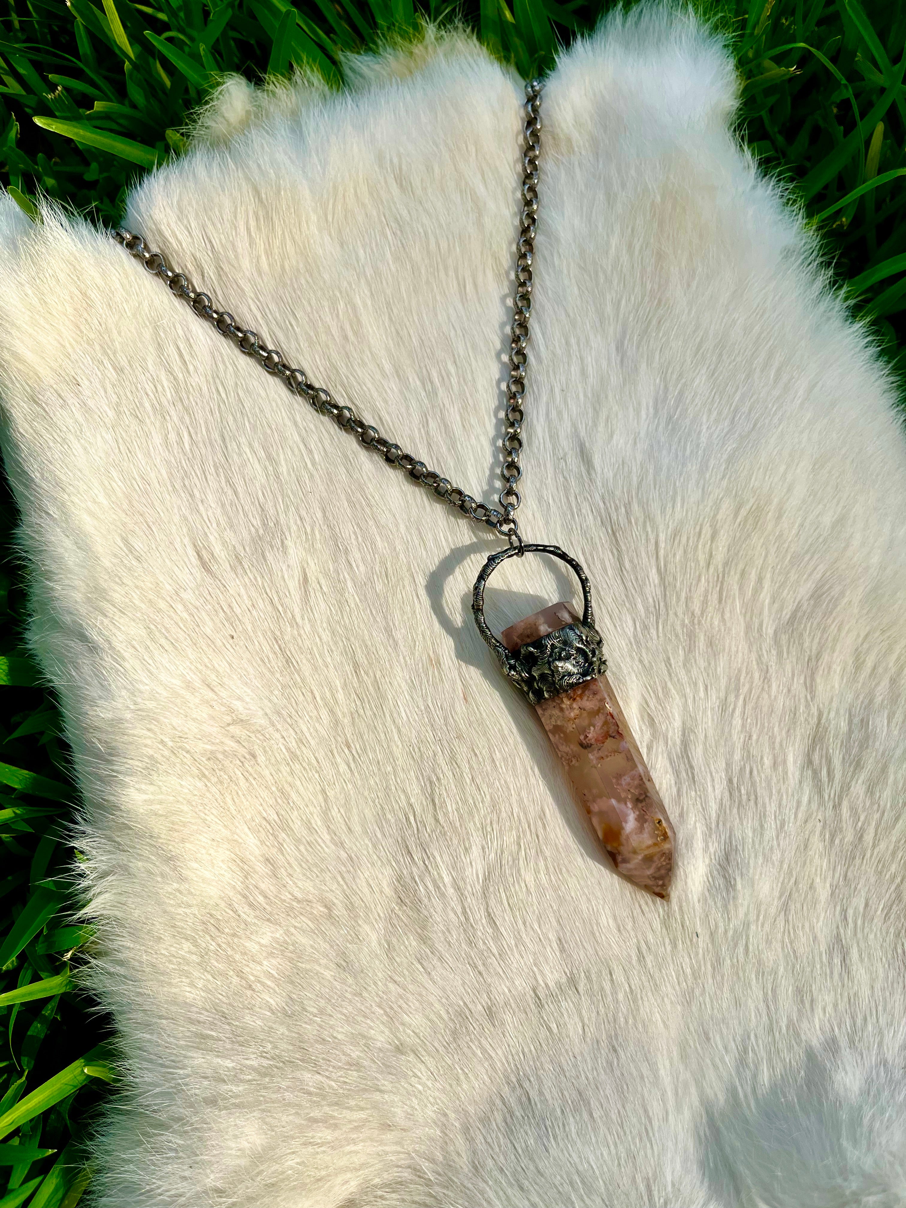 Flower Agate Point Necklace