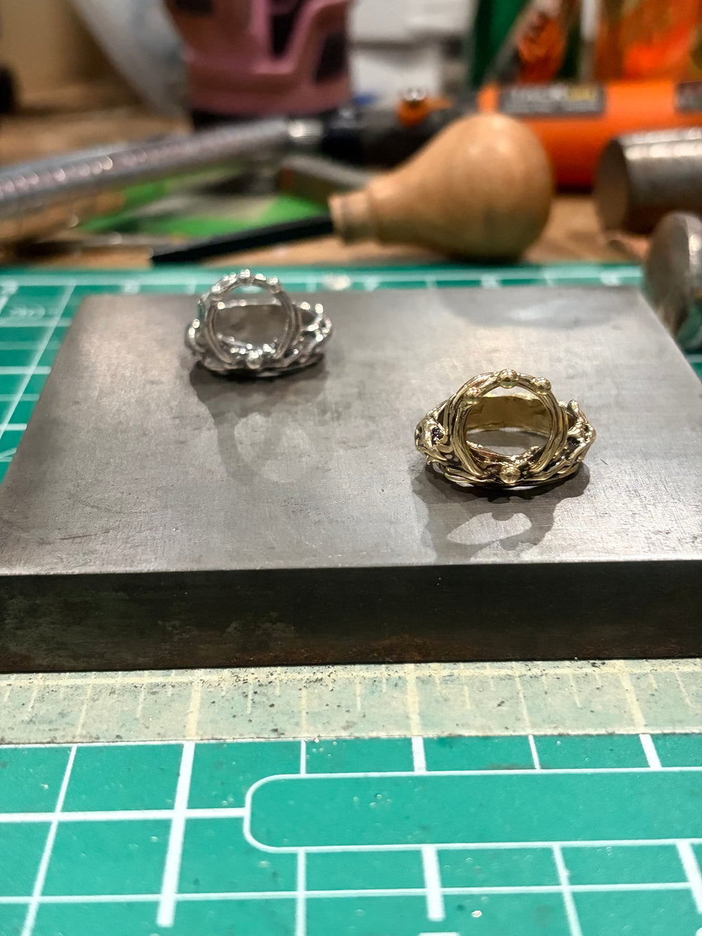 Keystone Portal Ring Size 8