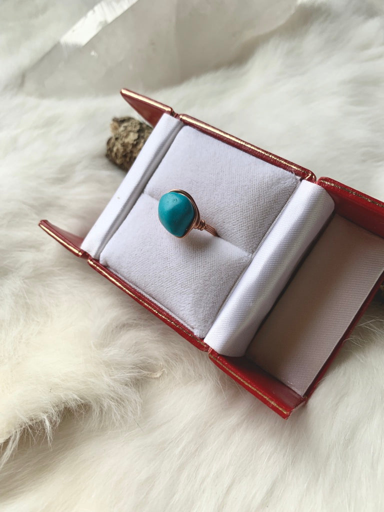 Rounded Turquoise Copper Ring