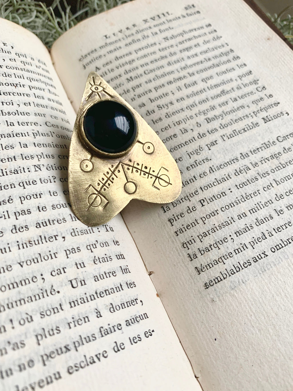 Black Onyx Voodoo Ouija Planchette Ring
