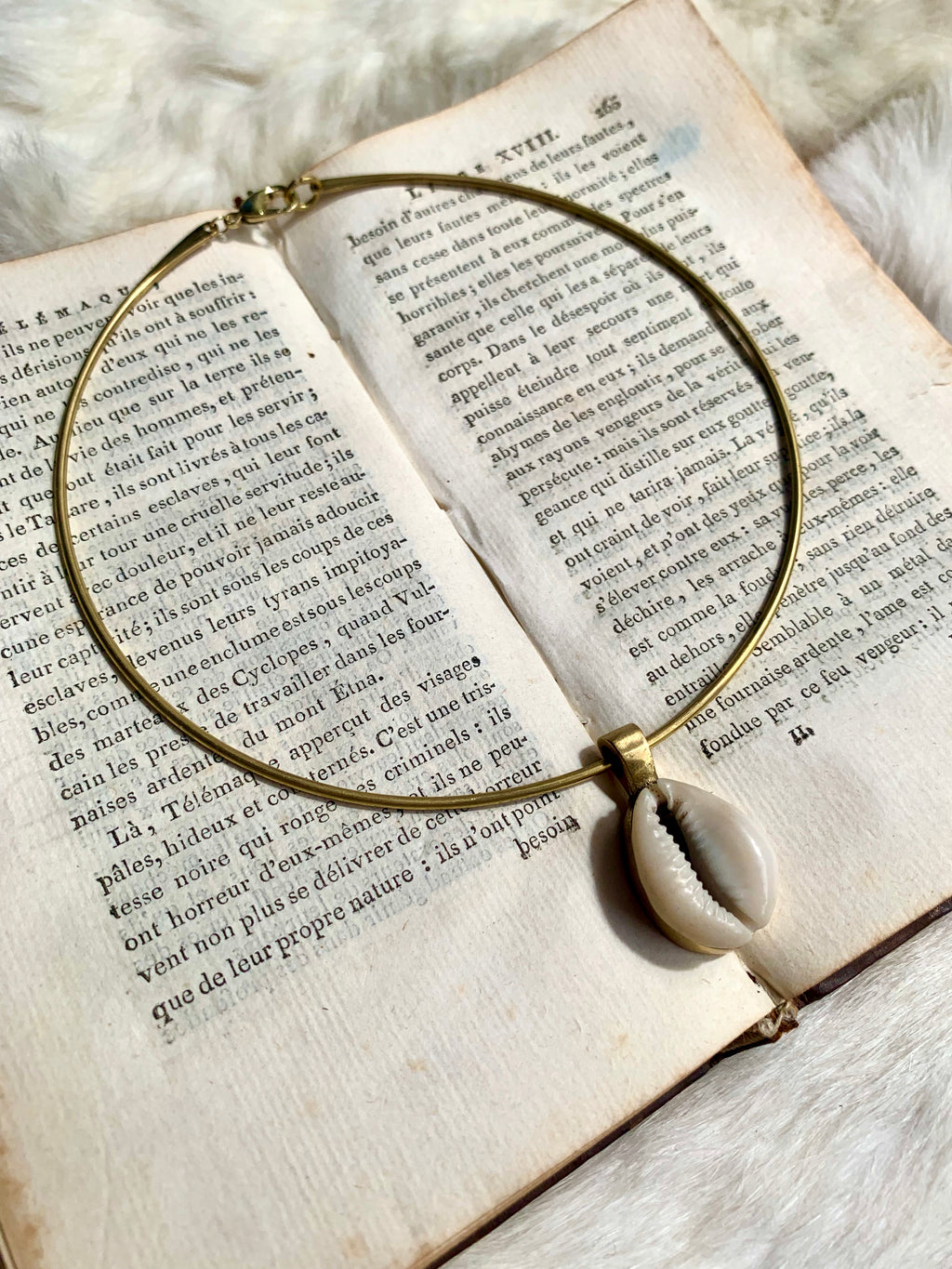 Cowrie Shell Neck Cuff